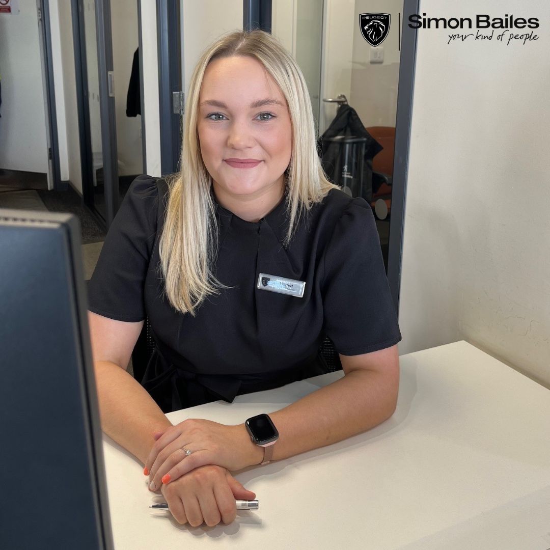 Meet the finalists of Stars of Stellantis recognition programme. 

Kris, Master Technician and Harriot, Service Supervisor have been carefully selected out of over a thousand applicants as rising stars! 

Wishing them the best of luck as they head to the final in July!