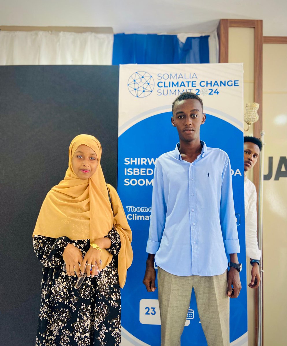 Zumayosuruur's tweet photo. The future leadrs.

@SomaliaClimate 
@EcohubSomalia 
#SCCS2024 https://t.co/5O4QHfogR4
