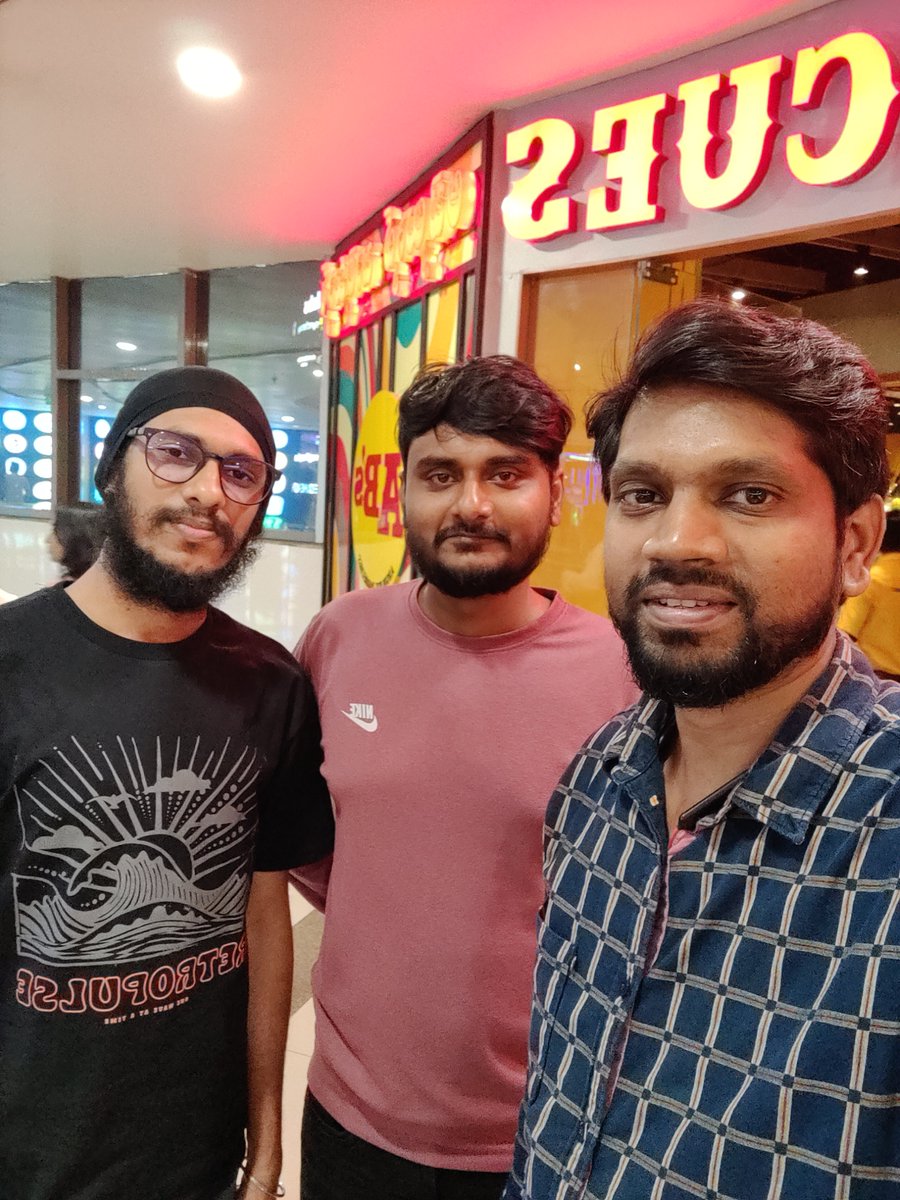 Utteeya's tweet photo. When Odisha, Bengal &amp; Telangana meeting for the first time.  It has been a nice time spent together. Thanks Asif bro for the fabulous plan, Jass bro, your sense of humor is so great!😂❤ https://t.co/kvVRENMQzD