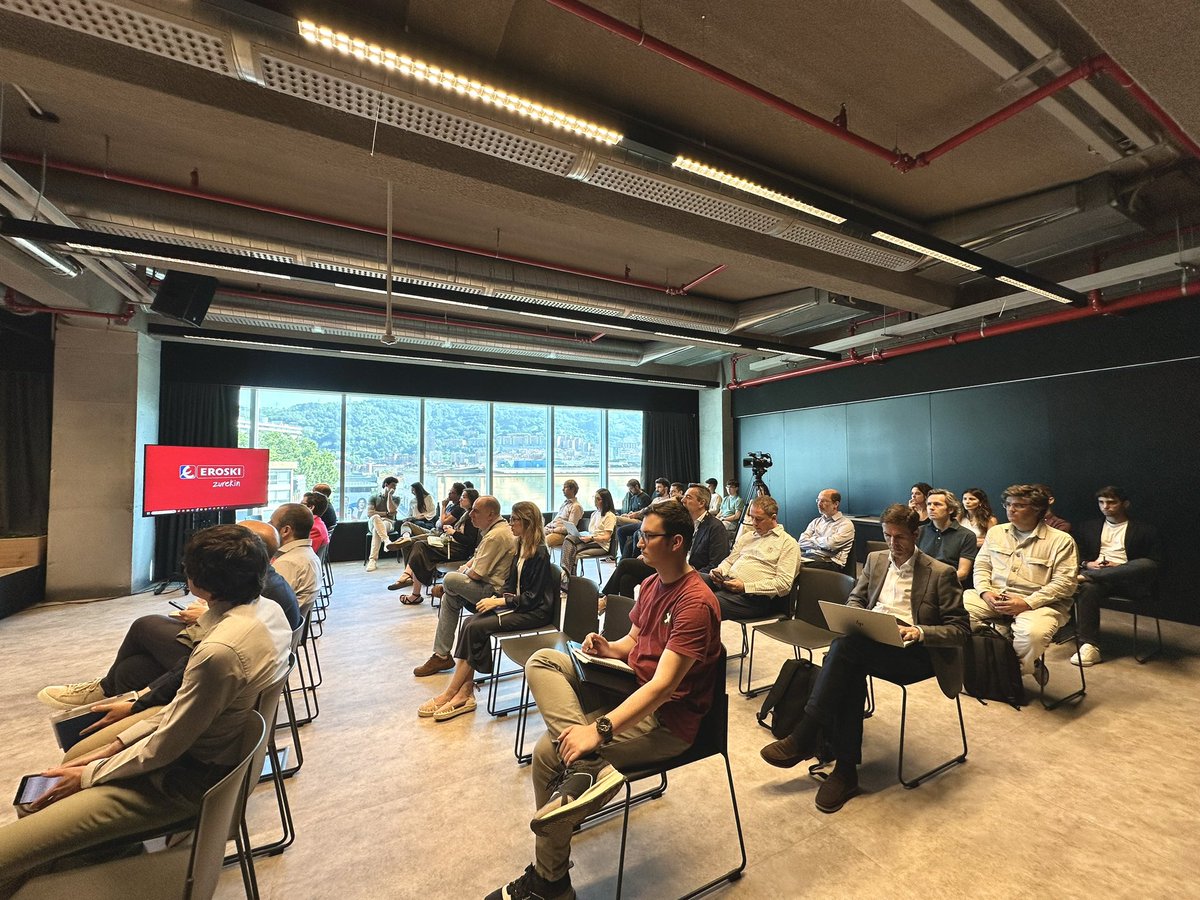 BAT_Tower's tweet photo. 💥¡Comenzamos #BATalk de la mano de @EROSKI!

Durante la jornada conoceremos a fondo las principales líneas de innovación que están desarrollando, así como el EROSKI Venture Program. https://t.co/dkP3XJX9lg