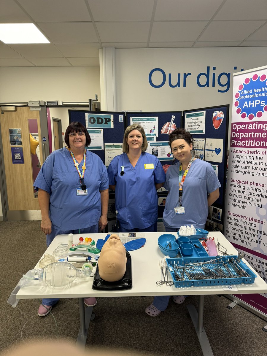 Come along and see us in the Learning Centre <a href="/susan_lord6/">Susan Lord</a> @NHSHarlow representing AHPs at #PAHTPeople
#AHP #ODP #PracticeEducatorLife