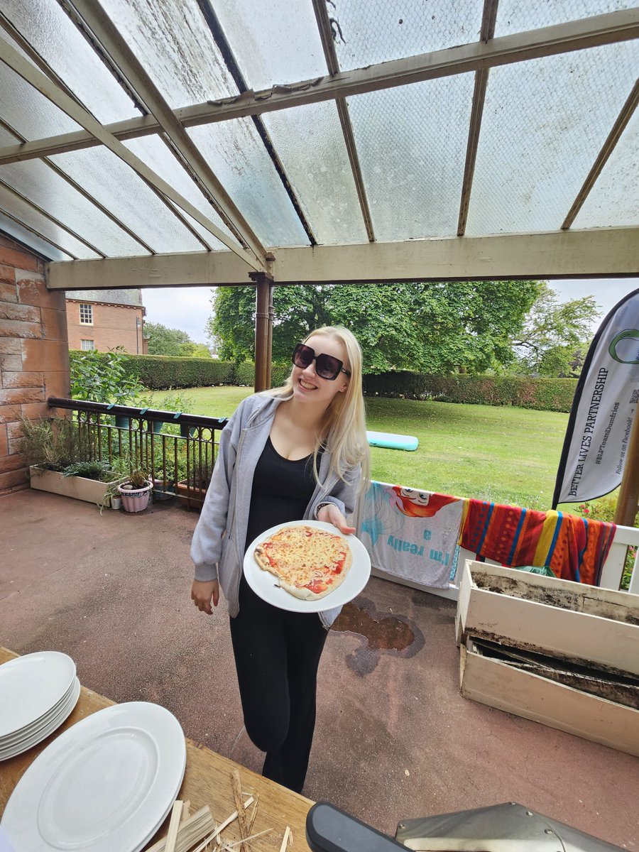 BetterLivesDG's tweet photo. 🍕🔫 A super fun day for Team Dumfries!

Everyone was treated to a tasty pizza and a competitive water fight.

What a brilliant day!

#BetterLivesPartnership #BLPTeamDumfries https://t.co/D0drBUfFew