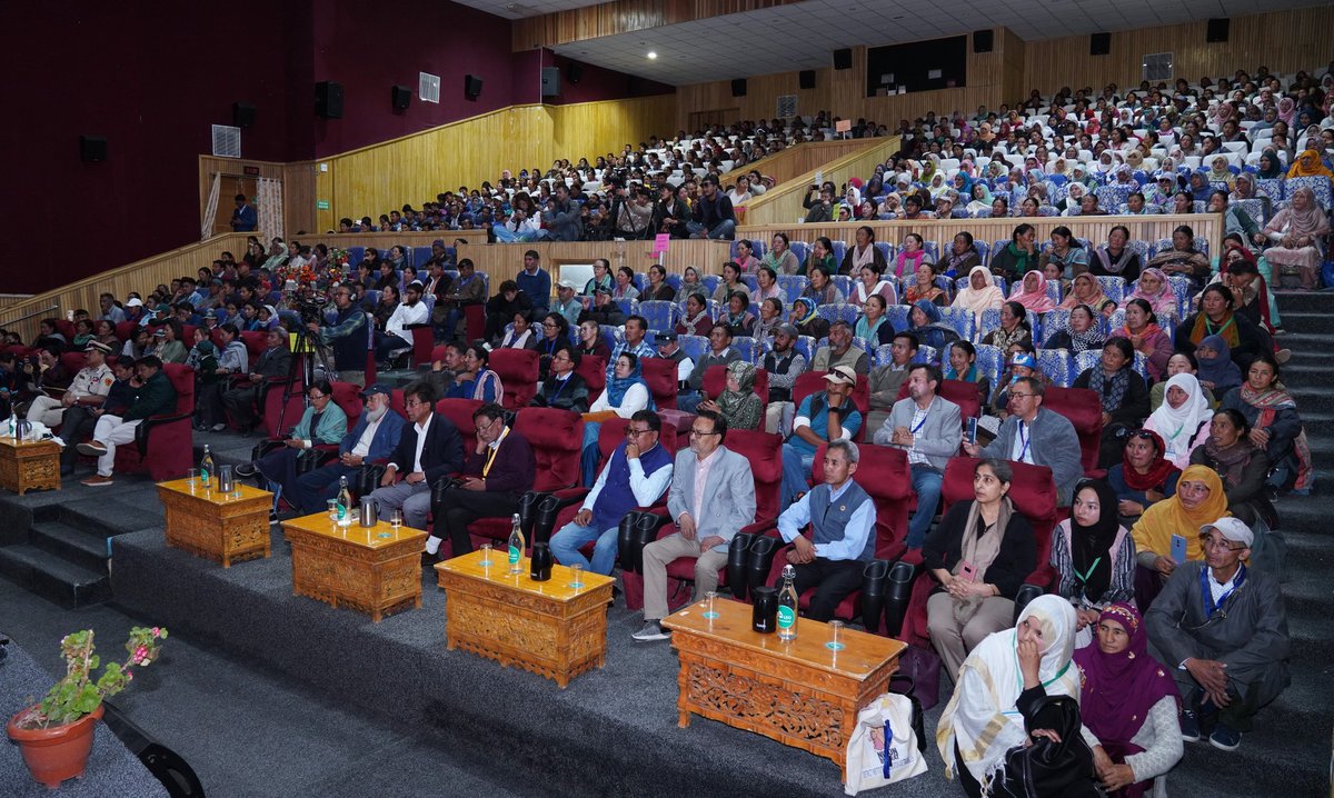 Directorate of 𝗦chool 𝗘ducation, 𝗟𝗮𝗱𝗮𝗸𝗵 (@dse_ladakh) on Twitter photo Hon'ble <a href="/lg_ladakh/">Office of the Lt. Governor, Ladakh</a> Brig (Dr) BD Mishra attended the ULLAS Mela under <a href="/nilp_ladakh/">Nav Bharat Saksharta Karyakram, Ladakh</a>, declared Ladakh as fully functional literate Union Territory on June 24th. at SSK Leh. Over 500 ne0-literates attended the ceremony in person, while many others joined virtually from Leh/Kargil Hon'ble <a href="/lg_ladakh/">Office of the Lt. Governor, Ladakh</a> Brig (Dr) BD Mishra attended the ULLAS Mela under <a href="/nilp_ladakh/">Nav Bharat Saksharta Karyakram, Ladakh</a>, declared Ladakh as fully functional literate Union Territory on June 24th. at SSK Leh. Over 500 ne0-literates attended the ceremony in person, while many others joined virtually from Leh/Kargil