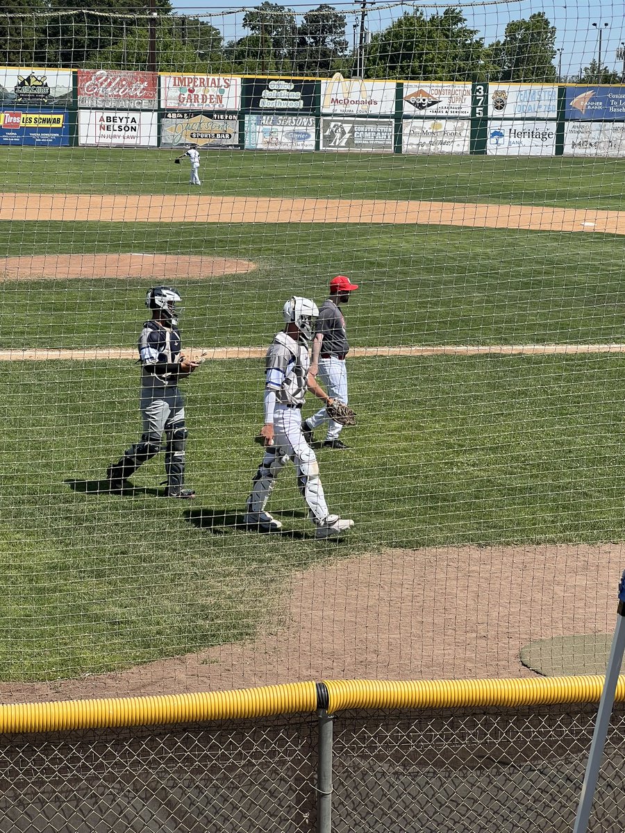 MaxDearing17 tweet media