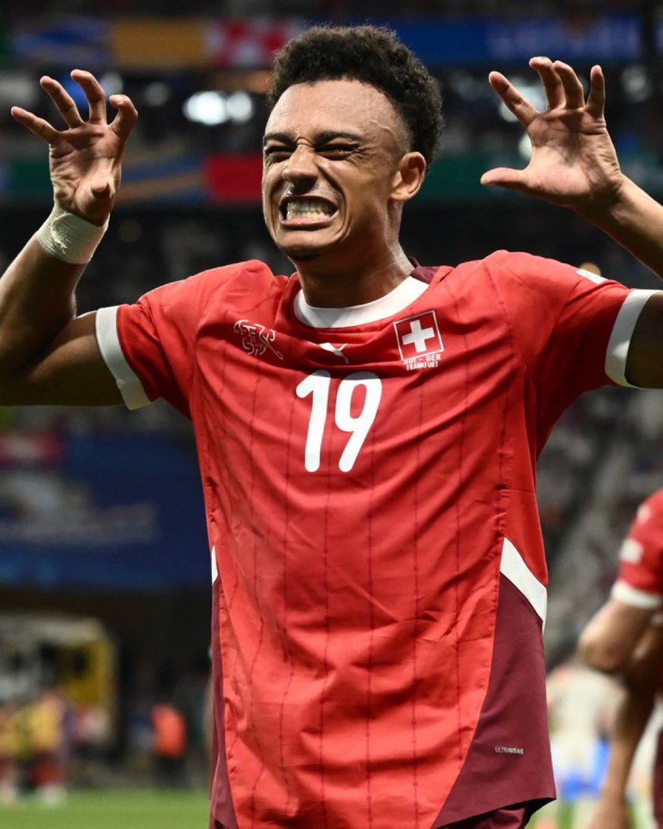 Swiss Token tweet media