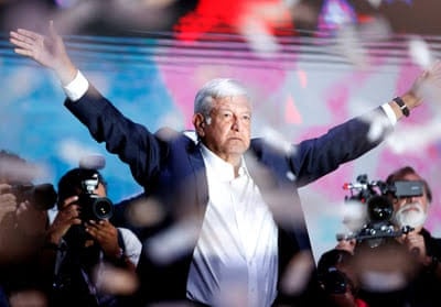 6 años en el Poder y no pudieron probarle siquiera un cacahuate

¿Es o no el presidente Andrés Manuel López Obrador un incorruptible, un grande?

🙋‍♂️