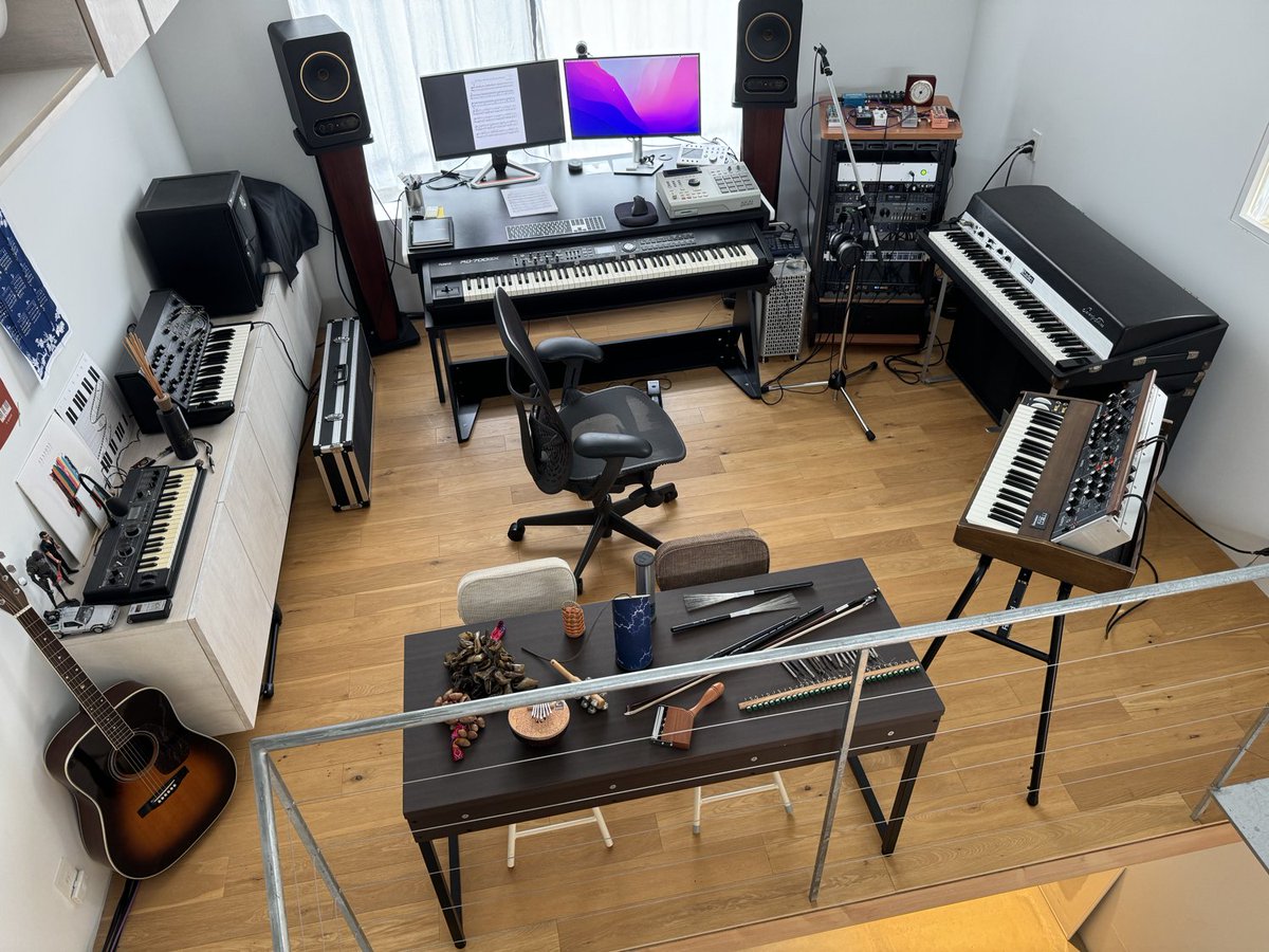 Headphone Commute (@h_c) on Twitter photo "... the human sense of hearing does not perceive all sound, and there is much more unconsciously excluded sound in the world..."
Today, we're in the studio with <a href="/akira_kosemura/">Akira Kosemura 小瀬村晶</a>:
headphonecommute.com/2024/06/25/in-… "... the human sense of hearing does not perceive all sound, and there is much more unconsciously excluded sound in the world..."
Today, we're in the studio with <a href="/akira_kosemura/">Akira Kosemura 小瀬村晶</a>:
headphonecommute.com/2024/06/25/in-…