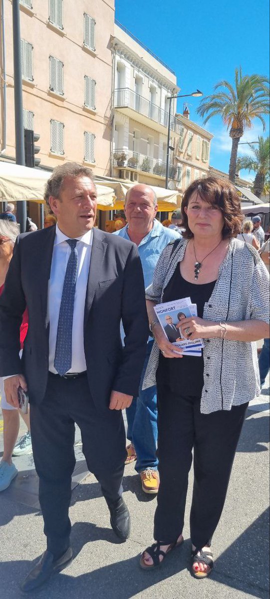 I_Monfort83's tweet photo. Quel soutien, cela fait chaud au cœur ! 

Un immense merci aux Londais pour l'accueil chaleureux et les échanges passionnés lors de notre visite dimanche. https://t.co/f8iVC8jblH