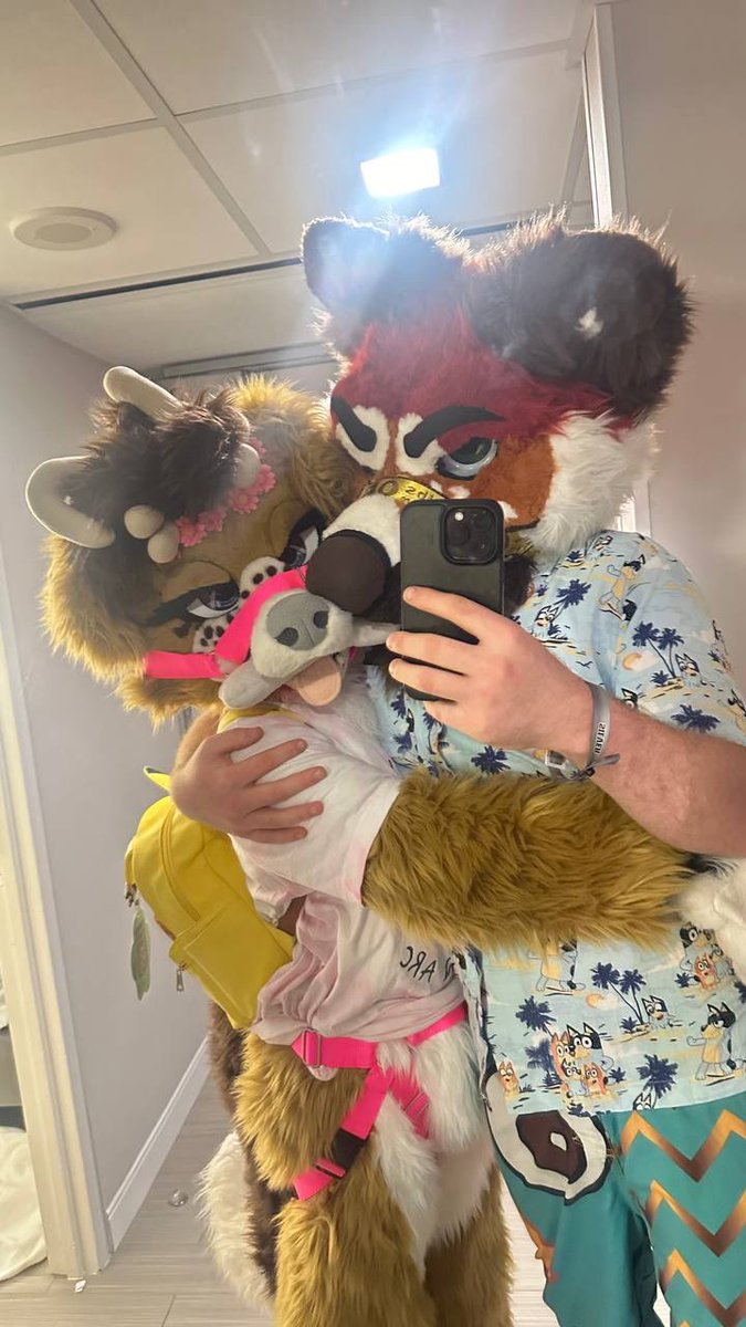 Scribbled_Mutt's tweet photo. I’m actually the top :3

Lovely Hubby: @JackMuttSFW 🥰 https://t.co/SG4zGKl4yl