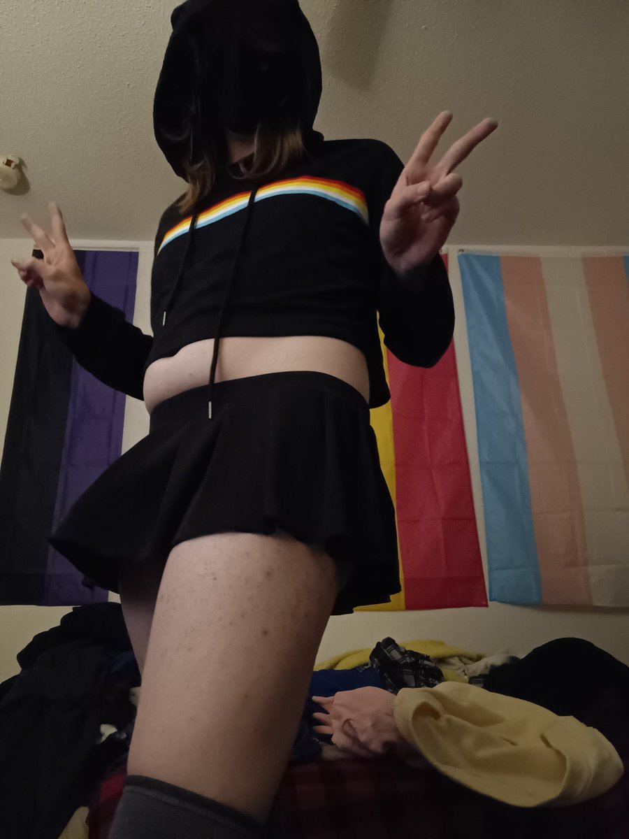 DefnotDillon's tweet image. We are so back

Anyways guys is this too short