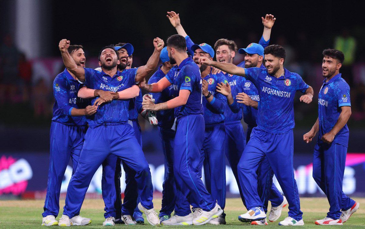 अफगानी शेरों ने कंगारुओं को पहले हराया और आज मैच जीतकर इस विश्वकप से बाहर कर दिया,WELDONE अफगानी शेरों बधाई ।
#AFGvsBAN