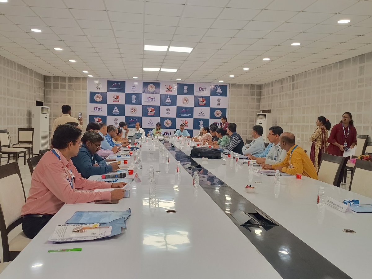 InfoGujcost's tweet photo. GUJCOST welcomes all distinguished #experts and #facilities from various institutions and universities in the #EnergySector !
Workshop on #TechnologyPrioritization for the #EnergySector, jointly organized by @TIFAC_INDIA and @InfoGujcost on @GujScienceCity on 25th June 2024 !
@mnreindia @IndiaDST @PrinSciAdvOff @NITIAayog @monakhandhar @CMOGuj @PMOIndia @UNFCCC @narottamsahoo @SDG2030
#EneryResearch
#EnergyMatters
#ViksitBharat
#STIecosystem