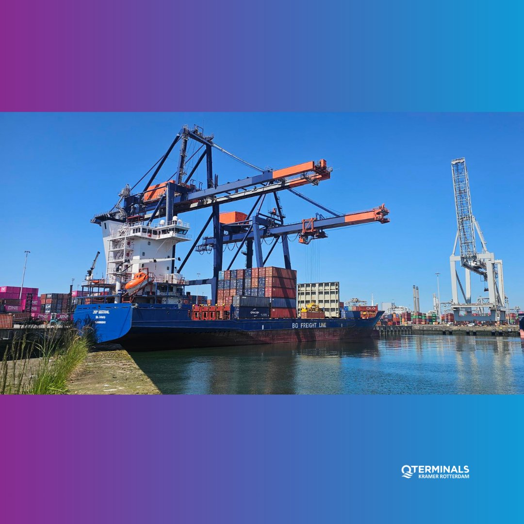 Not one, but two of our harbour cranes working simultaneously to load CMA-CGM empty containers onto BG Freight Line’s mv. JSP Mistral.

#MaritimeExcellence #Innovation #PortOperations #Efficiency #HarbourCranes #Logistics #SupplyChain #QTerminalsKramerRotterdam #QTerminals