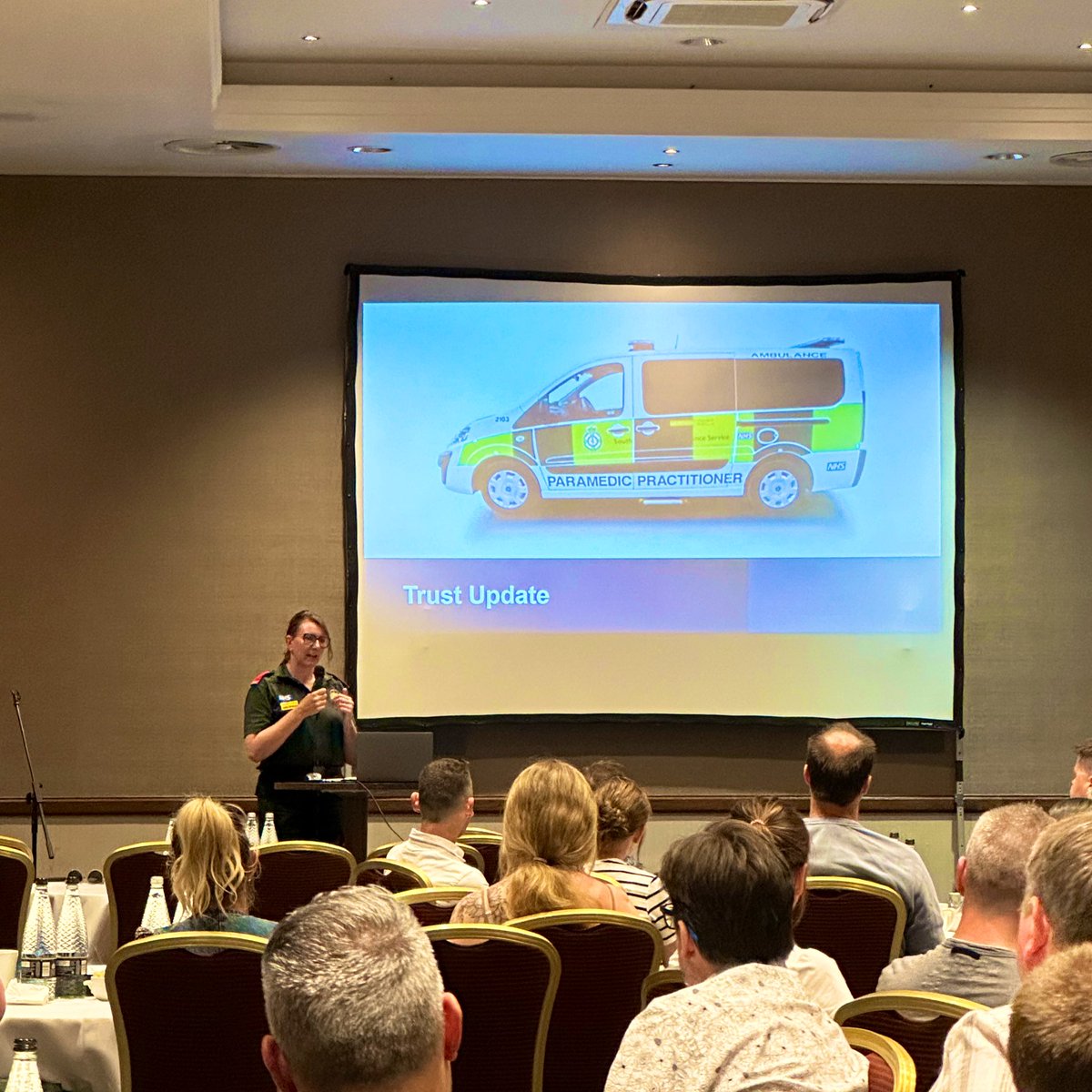 Julie Ormrod, Consultant Paramedic, opening up #SECAmbAPPcon24 with an update on Trust developments 👍🏻