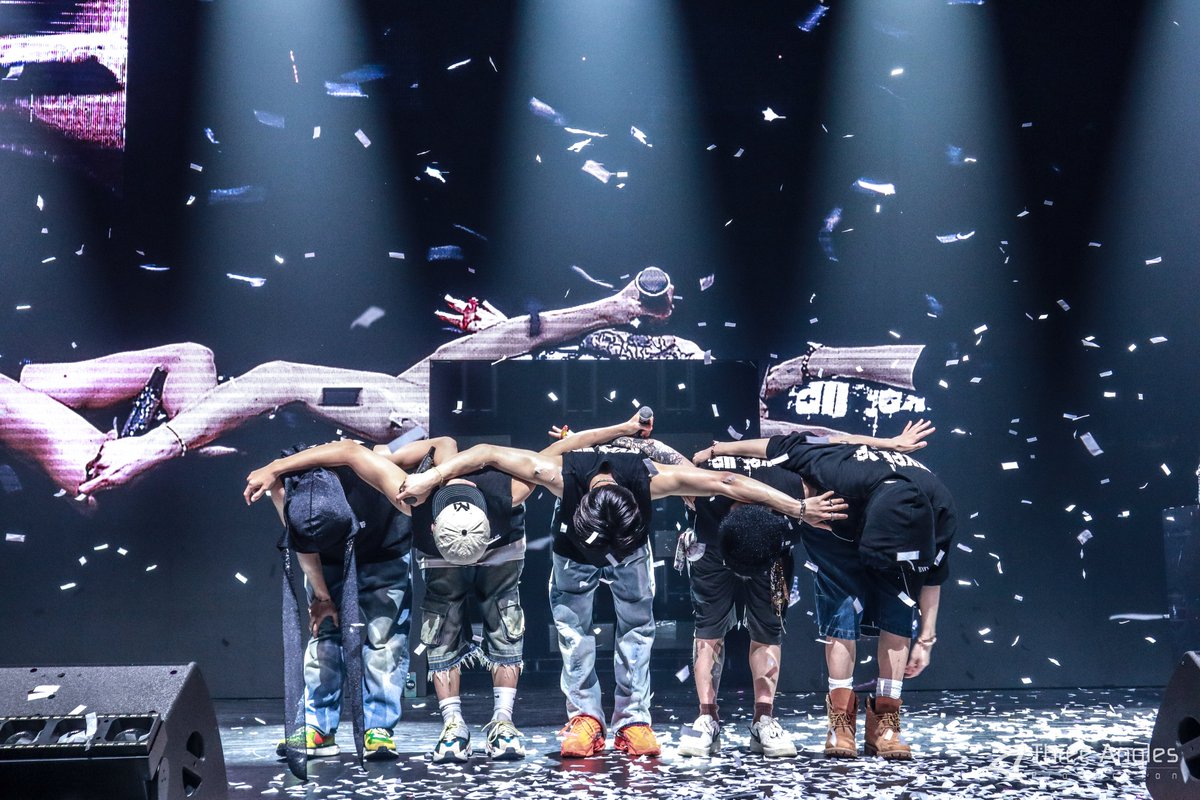 Three Angles Production (@threeanglespro) on Twitter photo Definitely added to our core memory! MANILA IDs, weโve documented these moments so you can look back on how beautiful and magical the B.I 2024 TOUR โHYPE UPโ in MANILA was and always will be โคโ๐ฅ Until next time!
๐ธ For HD copies please go to this link: drive.google.com/drive/folders/โฆ Definitely added to our core memory! MANILA IDs, weโve documented these moments so you can look back on how beautiful and magical the B.I 2024 TOUR โHYPE UPโ in MANILA was and always will be โคโ๐ฅ Until next time!
๐ธ For HD copies please go to this link: drive.google.com/drive/folders/โฆ