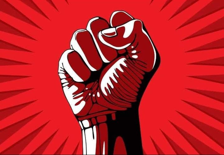 papabruno_'s tweet photo. Just in case you missed it, they're coming for that piece of land you've struggled to own. 

#TotalShutdownKenya Gen Z #RejectFinanceBill2024 Nairobi CBD #OCCUPYPARLIAMENT #TotalParliamentRecall #RejecfFinanceBill2024 https://t.co/1Umkbxt8Ov