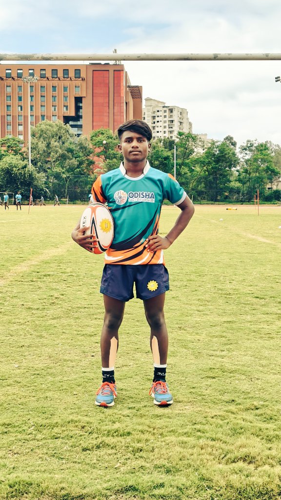 MayurbhanjRugby's tweet photo. Mayurbhanj player #SimalBaskey has been included in the #U18OdishaRugbyTeam for the Junior #NationalRugbyTournament.#MDRFA Congratulates you. All the best Odisha Team.
#Rugby #rugbyindia @CMO_Odisha @GC_Murmu @DM_Mayurbhanj @datta_ias @Vkpandianfancl1 @rvineel_krishna https://t.co/6rXKwhMcpq