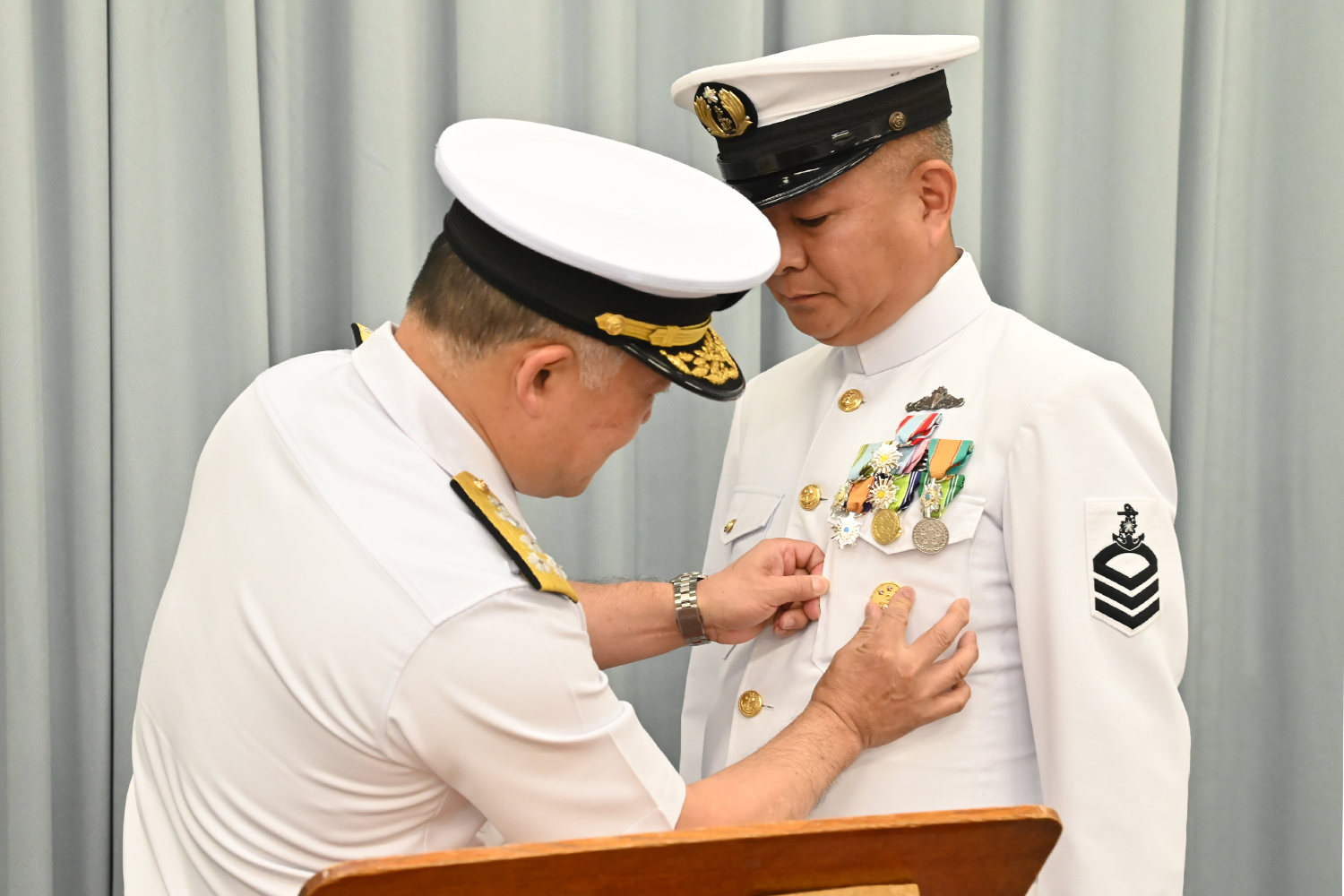 貴重！海上自衛隊先任伍長記章１桜 自衛隊宮城地方協力本部＠公式ですよ☆ on X: 