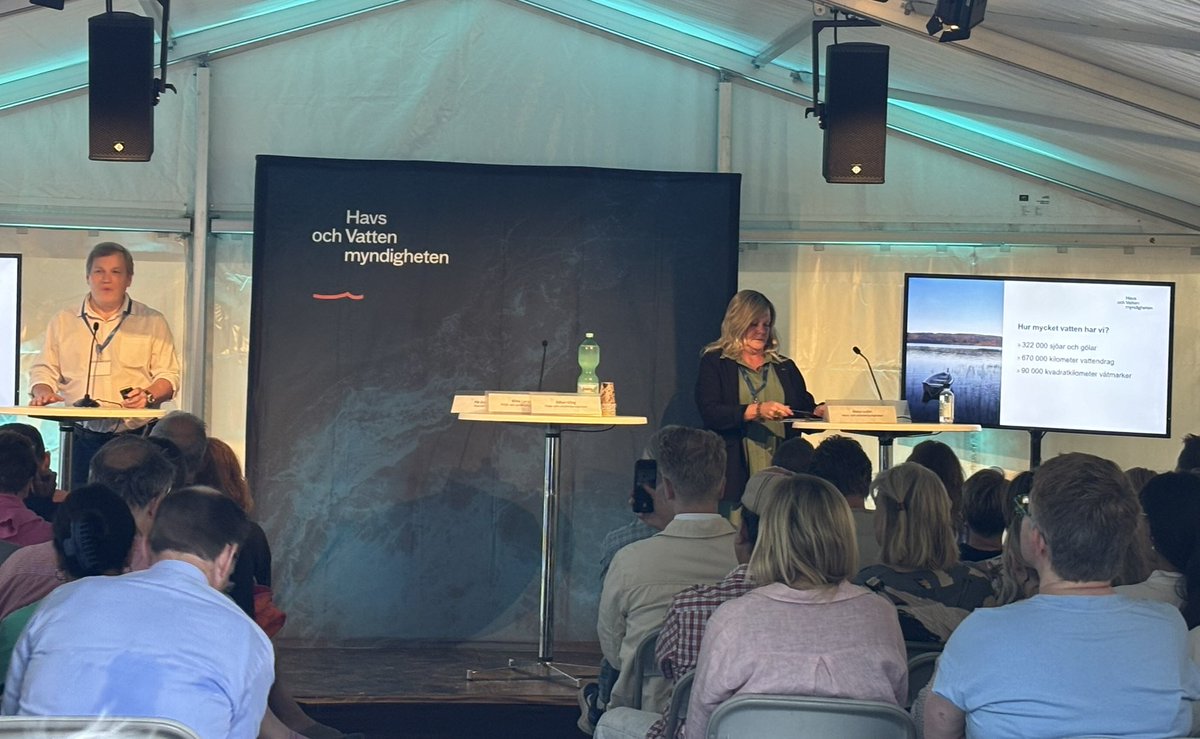 Nu är 1a seminariet med <a href="/havochvatten/">HaV</a> igång på #Almdalen2024 - Konflikter om vatten. 
Det är många intressen som ska dela på vattenresursen, och vet vi egentligen hur mycket vatten som finns att tillgå totalt sett?
Vatten behöver få samma dignitet som ex energi. 
#almedalen