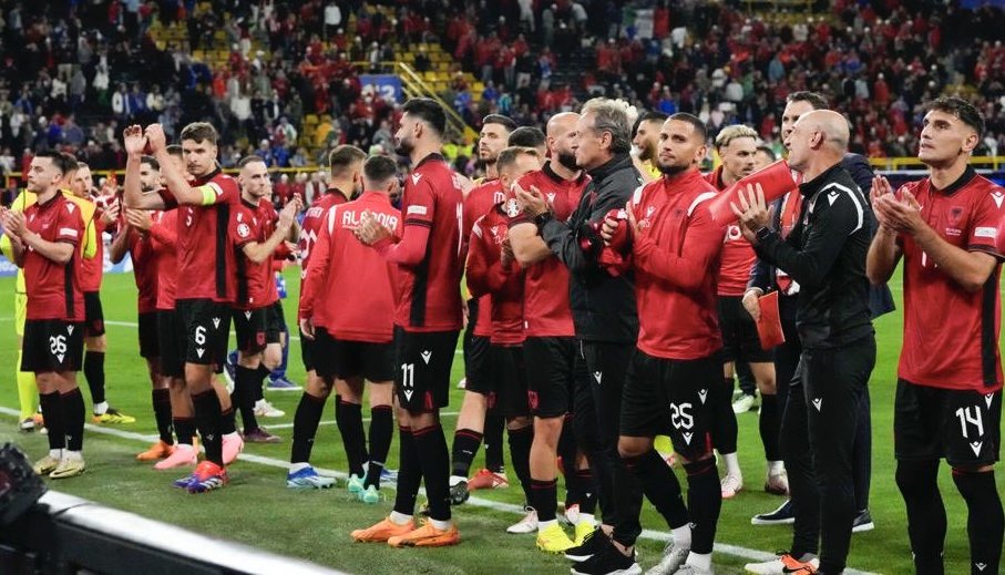 We enjoyed it , dreamed and fought until the very end. Really proud of the boys! BRAVO ÇUNA! 🇦🇱👏👏👏