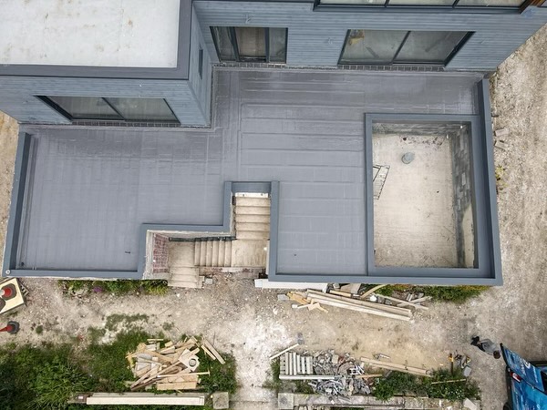 PolyroofLtd's tweet image. GQ &amp;amp; Sons Roofing recognised the capabilities of Protec to offer unrivalled performance and speed of application, complete with a proven life expectancy of over 30 years.

Explore the system&apos;s capabilities here 👇

polyroof.co.uk/systems/protec…

#protec #liquidroofing #projectshare