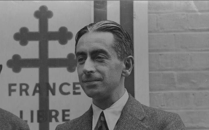 [#CeJourLà] 25 juin 1903, naissance de Pierre Brossolette, grand résistant, Français Libre et Compagnon de la Libération, qui a préféré se donner la mort que parler sous la torture. 

Agrégé d’histoire, journaliste puis chef de cabinet Francois Piétri, ministre des Colonies, ce