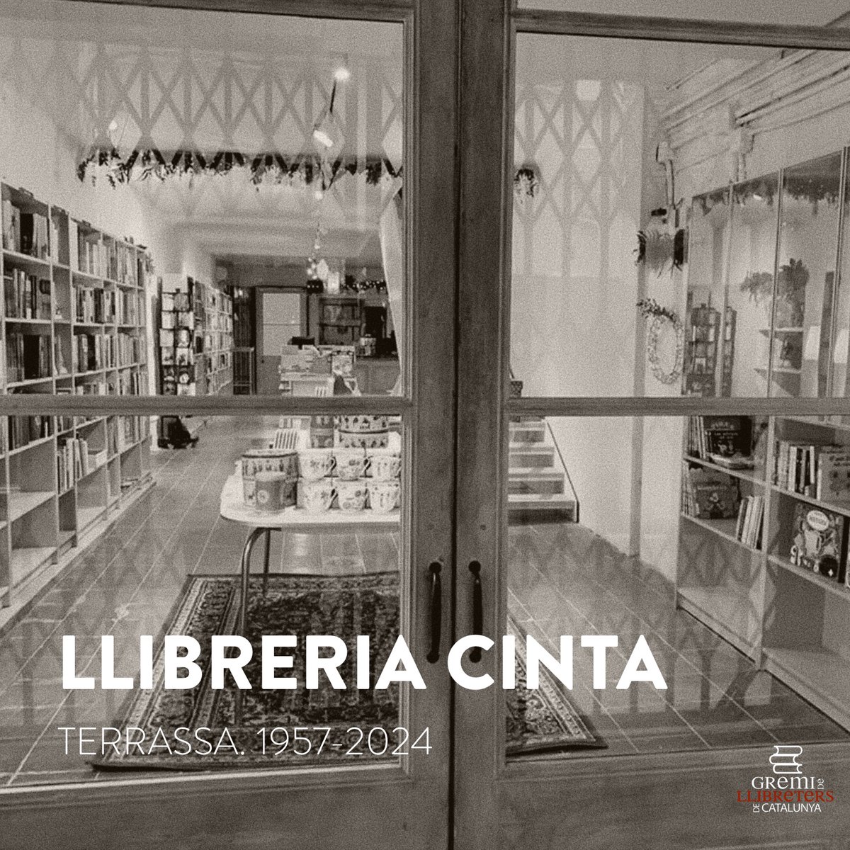 Gremi de Llibreters de Catalunya (@llibreterscat) on Twitter photo Des del Gremi de Llibreters de Catalunya volem agraïr de tot cor la tasca del Marc Caparrós i tot l'equip al capdavant de la <a href="/LlibreriaCinta/">Llibreria Cinta</a> de #Terrassa que abaixarà la persiana el 28 de juny, després de 67 anys.
Gràcies per tots aquests anys! ❤️📚
#llibreries #Catalunya Des del Gremi de Llibreters de Catalunya volem agraïr de tot cor la tasca del Marc Caparrós i tot l'equip al capdavant de la <a href="/LlibreriaCinta/">Llibreria Cinta</a> de #Terrassa que abaixarà la persiana el 28 de juny, després de 67 anys.
Gràcies per tots aquests anys! ❤️📚
#llibreries #Catalunya