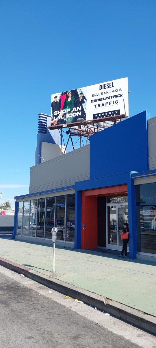 danielpatrick_'s tweet image. Come visit us at @BeverlyCenter