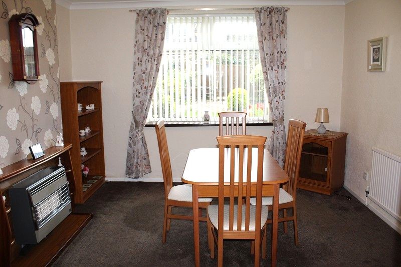 GreenAndMay's tweet image. Welcome to this charming semi-detached residence situated on George Crescent, now available for sale with no upward chain. 
#Riddings DE55 AL
offers in the region of £178,000
Full details and photographs 📷: greenandmay.co.uk/property/?ref=…
Call 01773 832888 to view this property