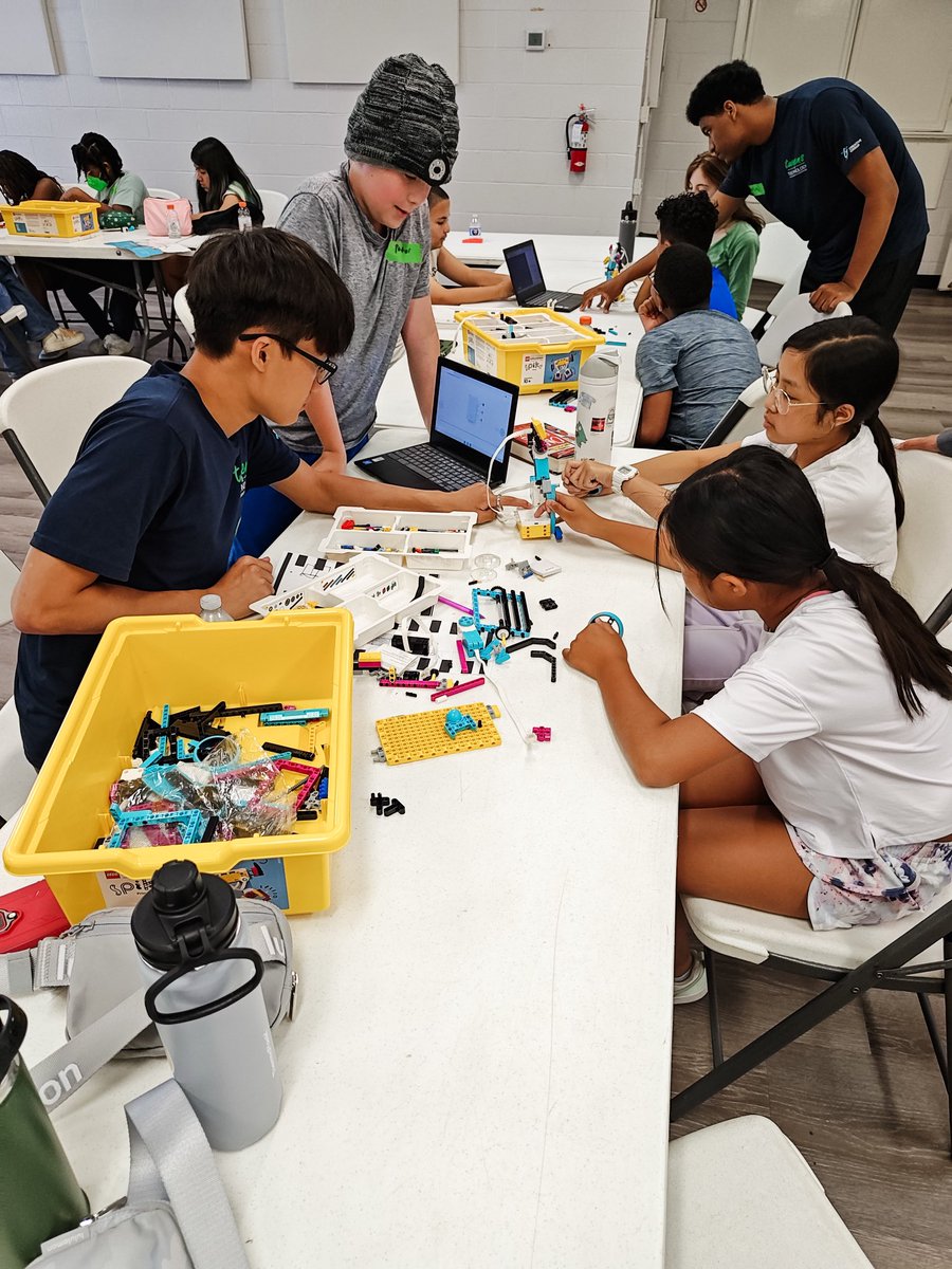 Tweens & Technology tweet media