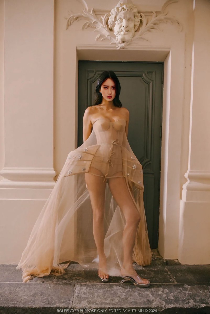 ⠀ 
⠀ 
Honored to be at 𝘝𝘰𝘨𝘶𝘦 𝘞𝘰𝘳𝘭𝘥'24 in Paris, showcasing the exquisite look 35 by Simone Rocha’s x Jean Paul Gaultier. This collection is a dream, blending ethereal whimsy with inspirations from 1986’s Le Défilé and The Age of Innocence’s Countess Ellen Olenska.

⠀