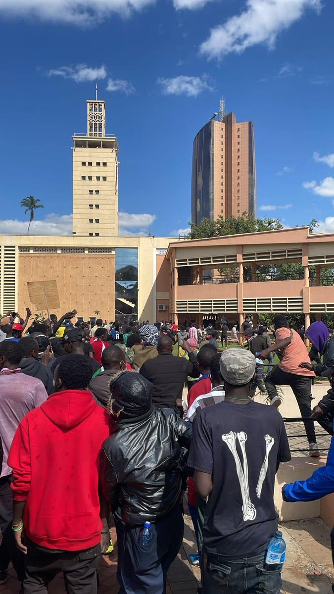 OBJECTIVE ACHIEVED 
NEXT STOP STATEHOUSE RETWEET IF YOU AGREE
#Statehouse