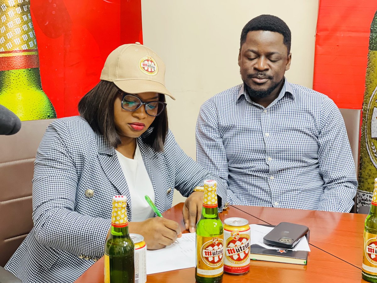 SLBreweryLtd's tweet photo. SIERRA LEONE BREWERY LIMITED AND SIERRA LEONE TENNIS ASSOCIATION JOIN FORCES TO DEVELOP TENNIS IN THE COUTRY

#wearesierraleonebrewerylimited https://t.co/Z3nasERlRF