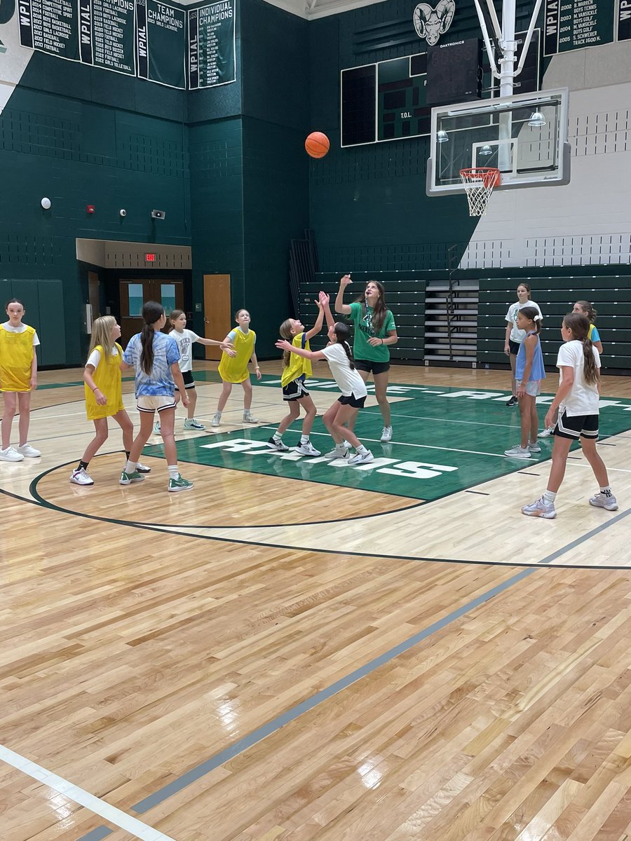 Pine Richland Girls Basketball tweet media