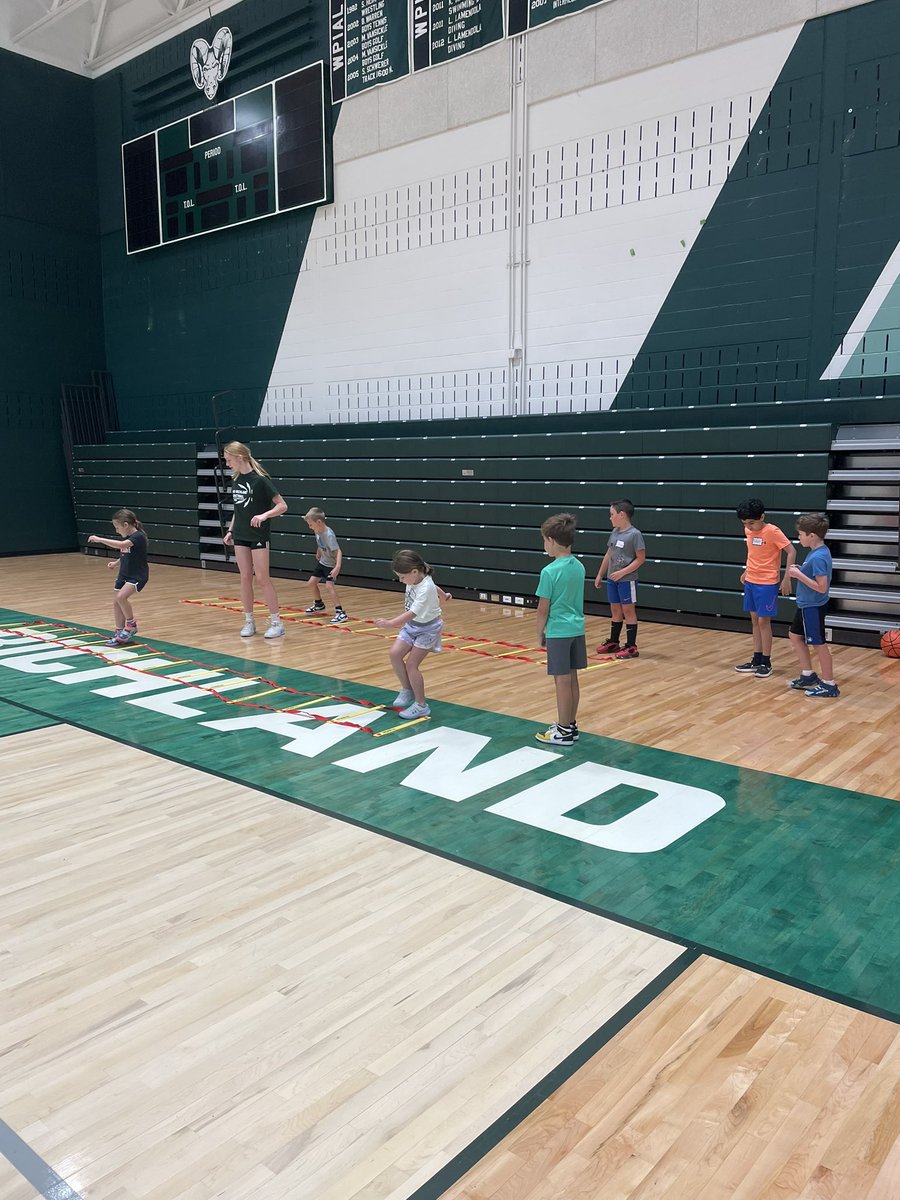 Pine Richland Girls Basketball tweet media