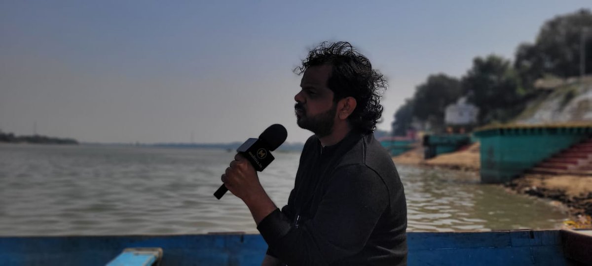 Prakhar Dixit (@dikshit_prakhar) on Twitter photo मोहब्बत करने वाले कम न होंगे ,
तिरी महफ़िल में लेकिन हम न होंगे ।
–हफीज़ होशियारपुरी
अच्छे गायक, साहित्यविद , जुझारू पत्रकार, संविधान के सिपाही, वामपंथ में विश्वास रखने वाले और एक बहुत जिंदादिल शख्सियत के मालिक।
<a href="/_MayankSaxena/">मयंक Mayank میانک</a> ( 28.07.1984–25.06.2024)
अलविदा दोस्त ! मोहब्बत करने वाले कम न होंगे ,
तिरी महफ़िल में लेकिन हम न होंगे ।
–हफीज़ होशियारपुरी
अच्छे गायक, साहित्यविद , जुझारू पत्रकार, संविधान के सिपाही, वामपंथ में विश्वास रखने वाले और एक बहुत जिंदादिल शख्सियत के मालिक।
<a href="/_MayankSaxena/">मयंक Mayank میانک</a> ( 28.07.1984–25.06.2024)
अलविदा दोस्त !