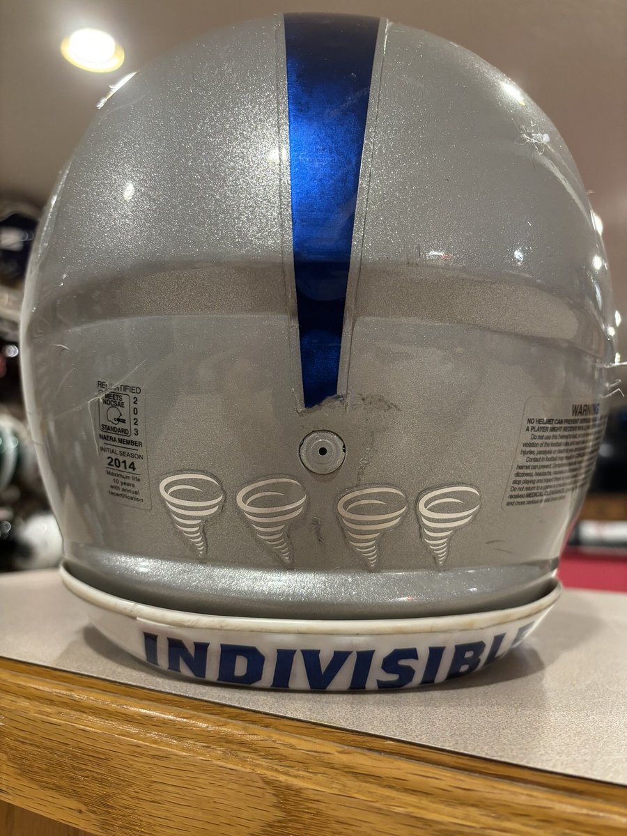 JerryQuickel's tweet image. ‼️ New Lid ‼️ Brevard College Tornados! Thank you @BrevardF5 and @CoachKhayat for this beauty! The Tornados play @d3football out of the @usa_south in Brevard, NC! This is helmet #557 of my collection! Love the Tornado! #F5 @CFBHome @D3FBHuddle