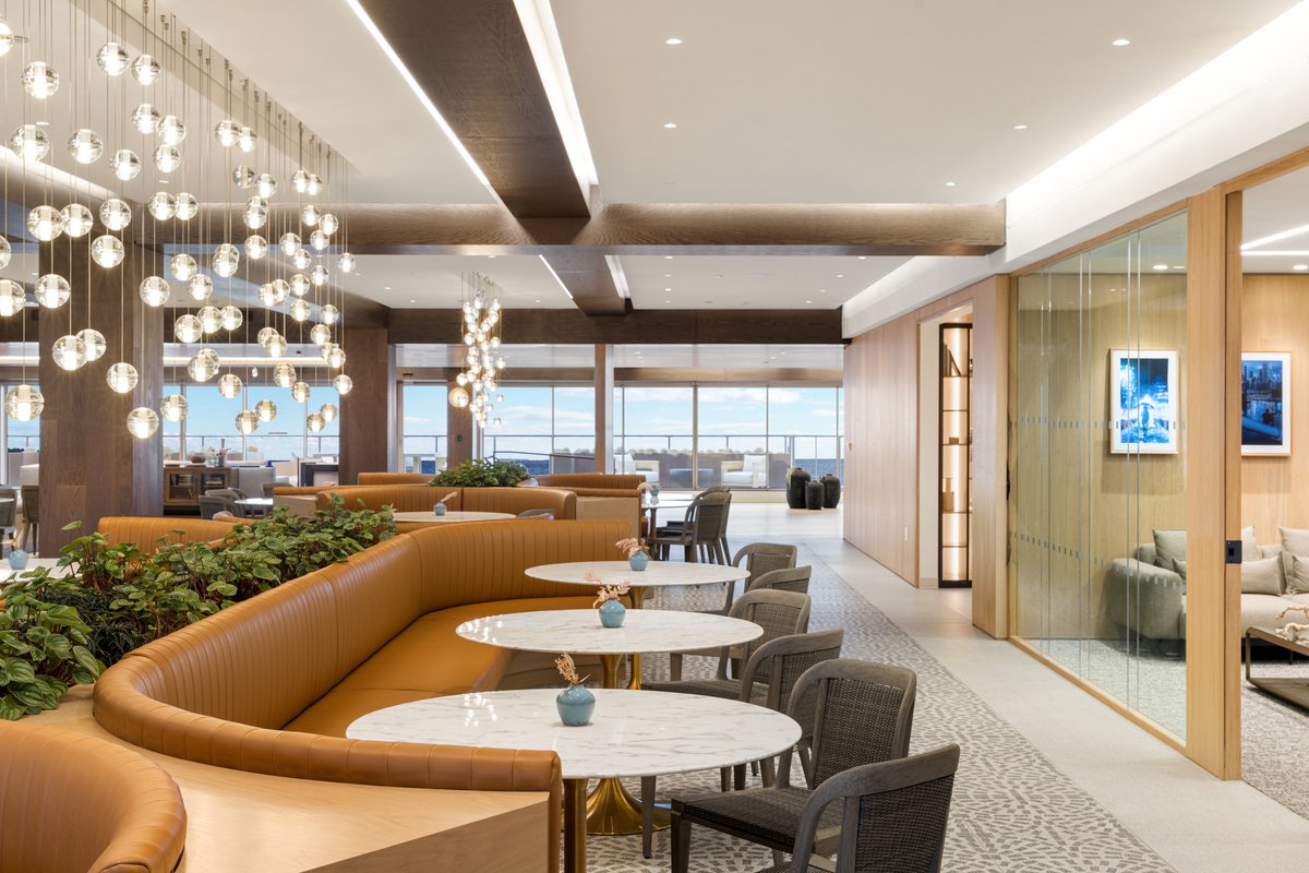 Ted Moudis Associates tweet media