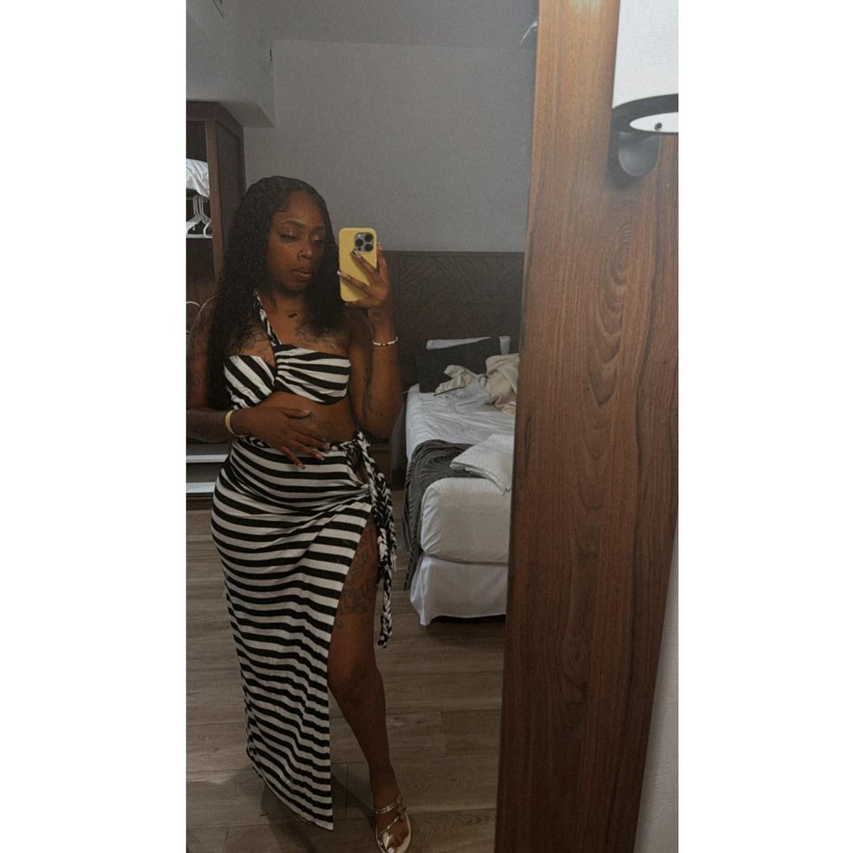 MILFdud's tweet photo. i really got some 🔥 on my website, yall sleep fr 🥹😍 https://t.co/QEx6t54QQ0