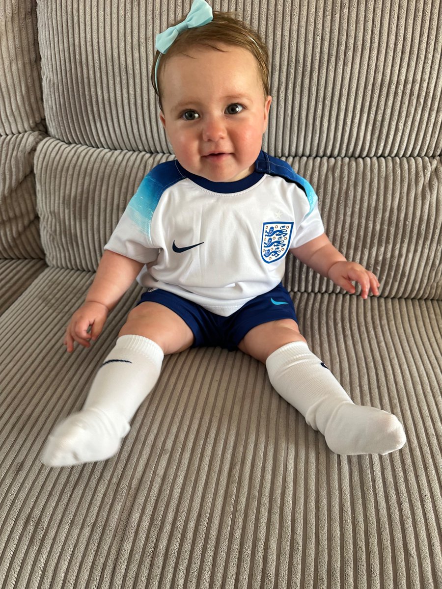 ITS COMING HOME #SSNThreeLions