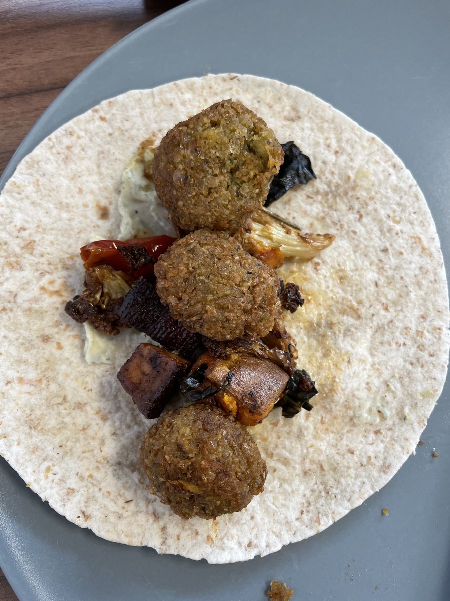 Check out these delicious wraps Nariman cooked for us last week!

If you'd like to try these gorgeous falafels and more, come along tomorrow to our Cookery Session at the Seymour Community Hub, 80 Charles Street.

This is a free session, no booking needed, just bring yourself!