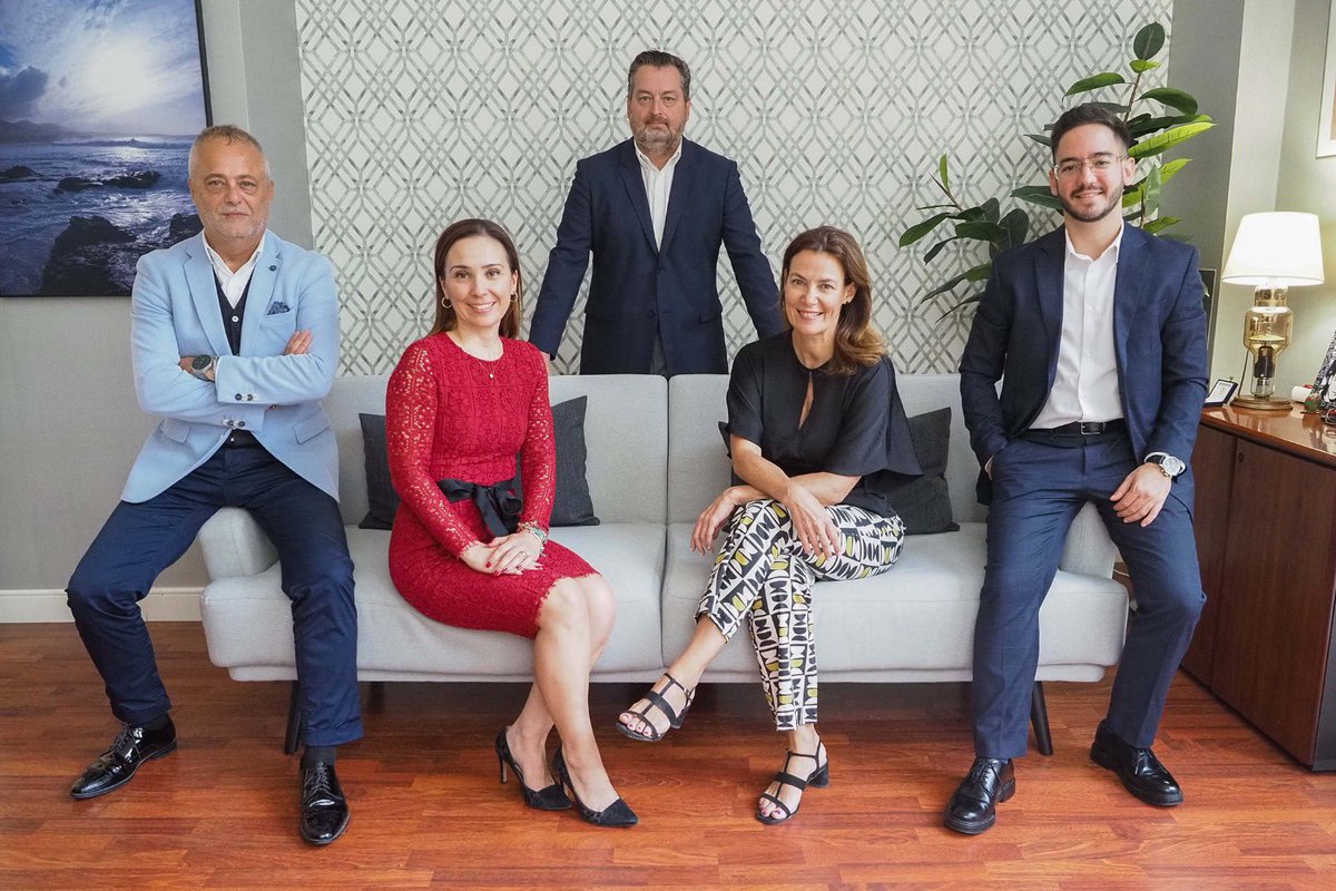 ¡Comienza una nueva etapa en Sirvent &amp; Granados Abogados! Más de 30 años de experiencia al servicio de nuestros clientes.

sirventygranados.com