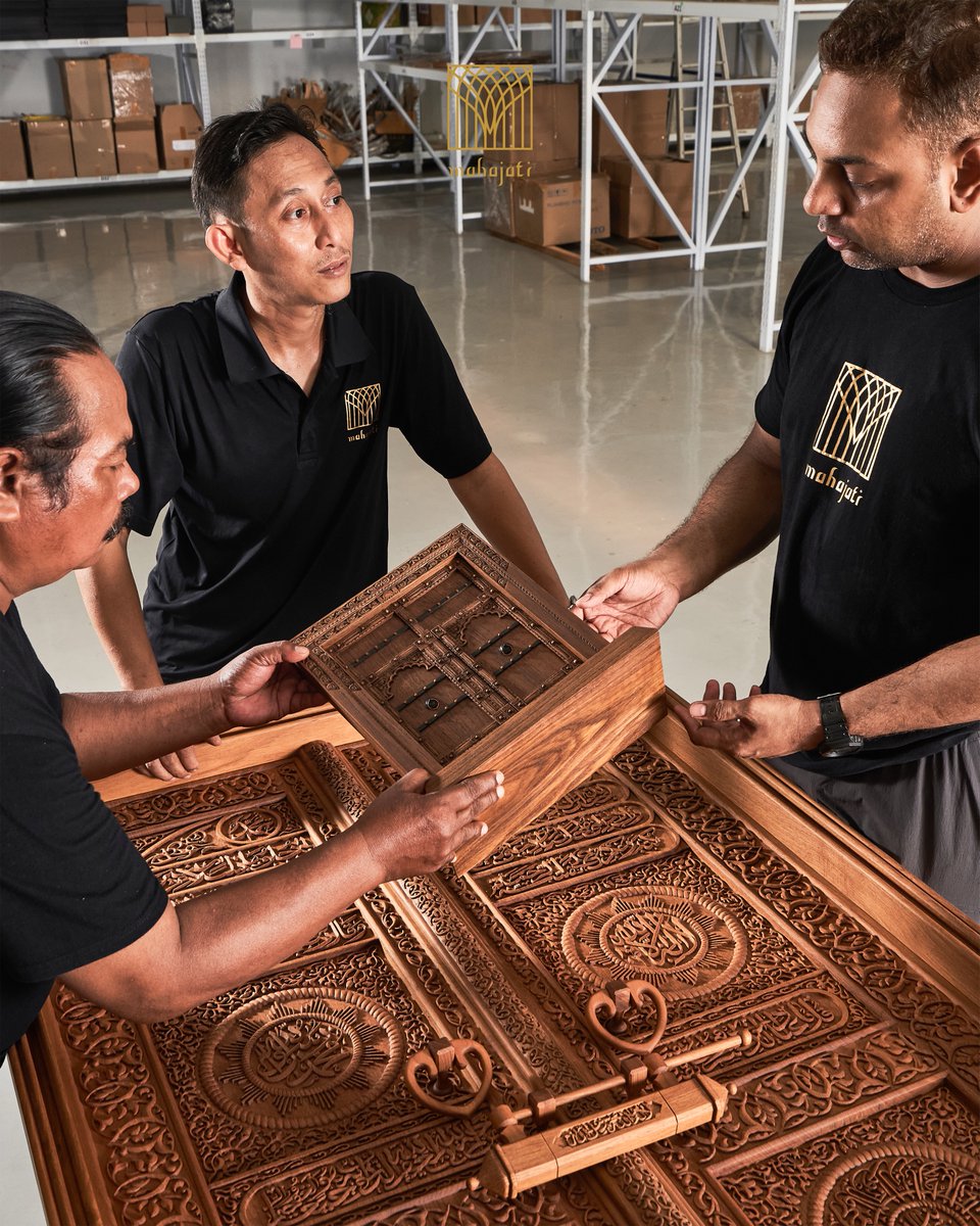 mahajati's tweet photo. Teamwork in action as we decide on the final touches for the Mahajati Door of Kaaba. Every detail matters. https://t.co/FbTZLaESs1