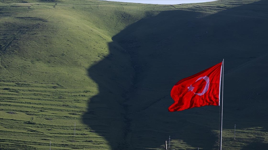 Ardahan'daki "Atatürk silüeti" bu sene de görüldü.