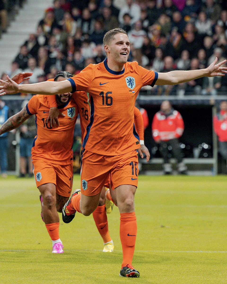 Vanavond. The return of the king.