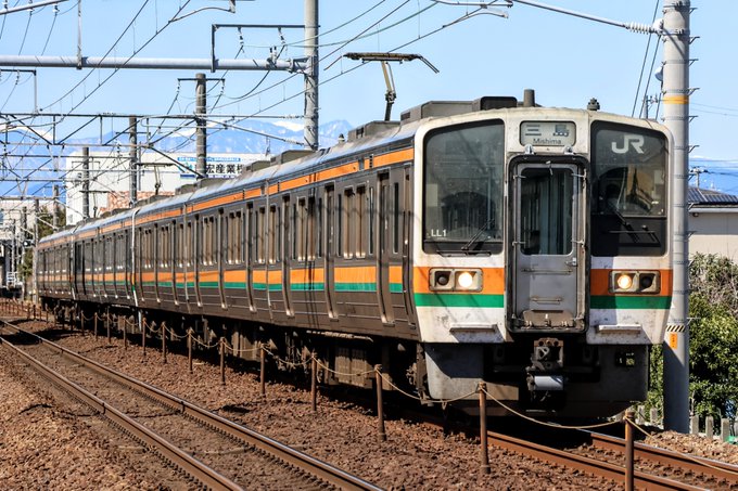 211系7両編成