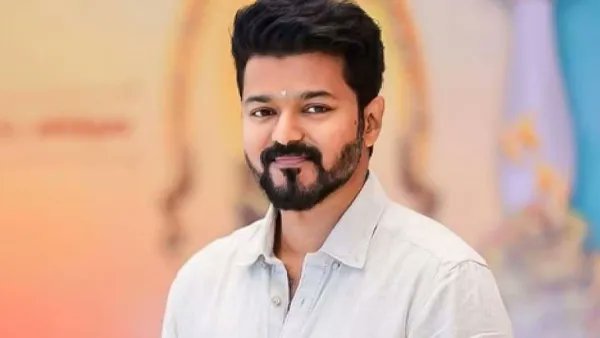 thamuthamud's tweet image. ஜனவரி 26, 2024

கோலிவுட் நடிகர் தளபதி விஜய் 2024 லோக்சபா தேர்தலுக்கு முன்னதாக அரசியலில் அறிமுகமாக உள்ளார்.