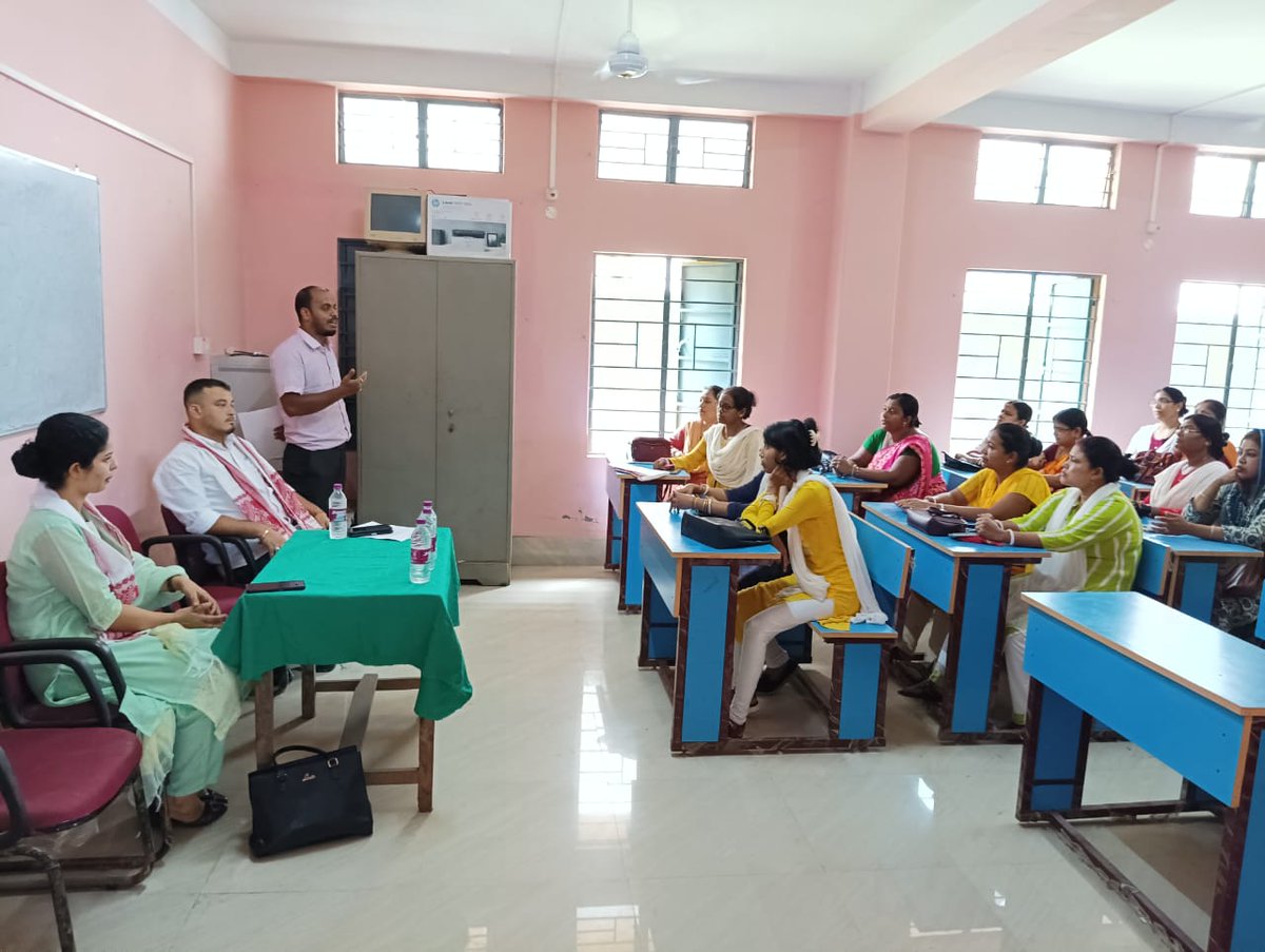 ghytrtcminmsme's tweet photo. Tool Room & Training Centre (TRTC), Guwahati organizes Entrepreneurship Development Programme (EDP) with Dhubri ULB at District Computer Centre, Dhubri #MyMSME #minmsme #MoMSME #DCMSME #EntrepreneurshipDevelopmentProgramme https://t.co/lrH6OJdUhW