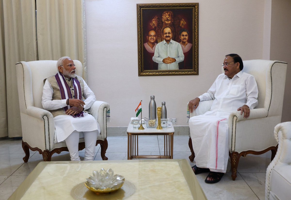 Met Shri <a href="/MVenkaiahNaidu/">M Venkaiah Naidu</a> Garu. I have had the opportunity to work with him for decades and have always admired his wisdom and passion for India's progress. 

Venkaiah Garu conveyed his best wishes for our third term.