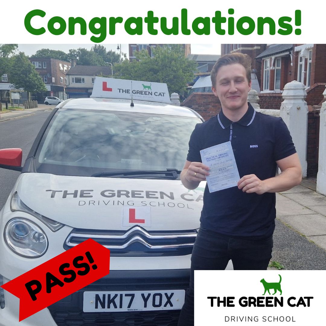 Huge congratulations to Harvey for smashing his practical driving test 💥first time 💥 (I assume his eyes were open for that bit. If not its doubly impressive)
Only 2 driving faults and compliments off the examiner. Excellent stuff Harvey, really well done. Made up for you.
